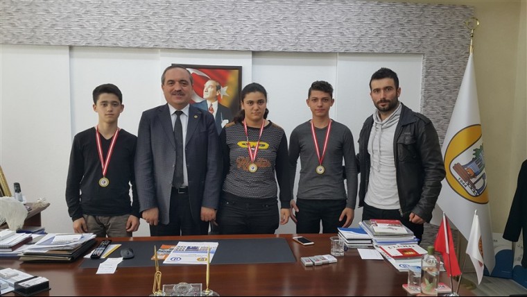 Ulustan 3 siklette 3 Türkiye Şampiyonu