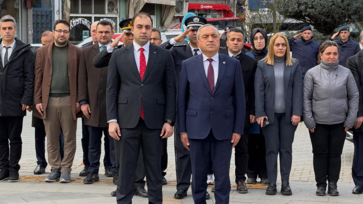 18 Mart Şehitleri Anma ve Çanakkale Zaferi 111. Yılı Çelenk Sunma Töreni