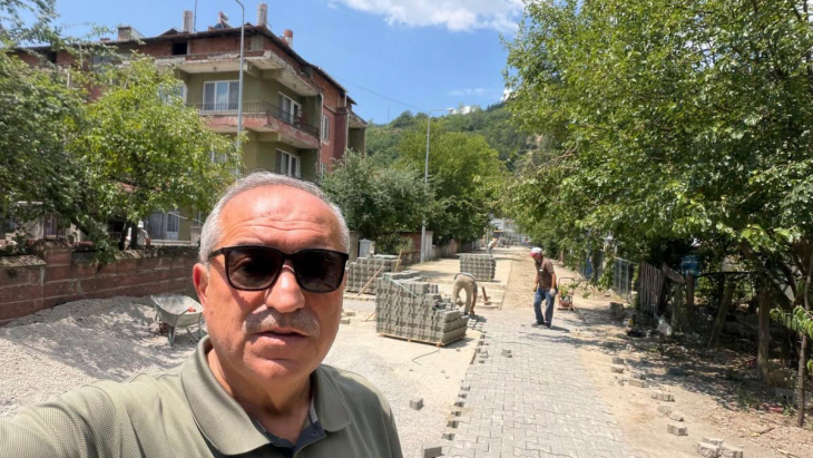 Mezgeller Mahallesi Karahasan Sokak’ta Parke Yenileme Çalışmaları Devam Ediyor