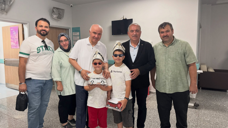 Ulus’ta Toplu Sünnett Şöleni Gerçekleştirildi