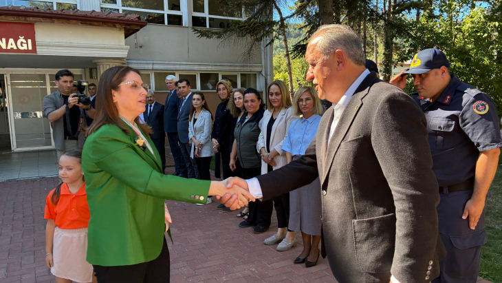 Valimiz Sayın Dr. Nurtaç Arslan’dan Ulus İlçemizee Ziyaret